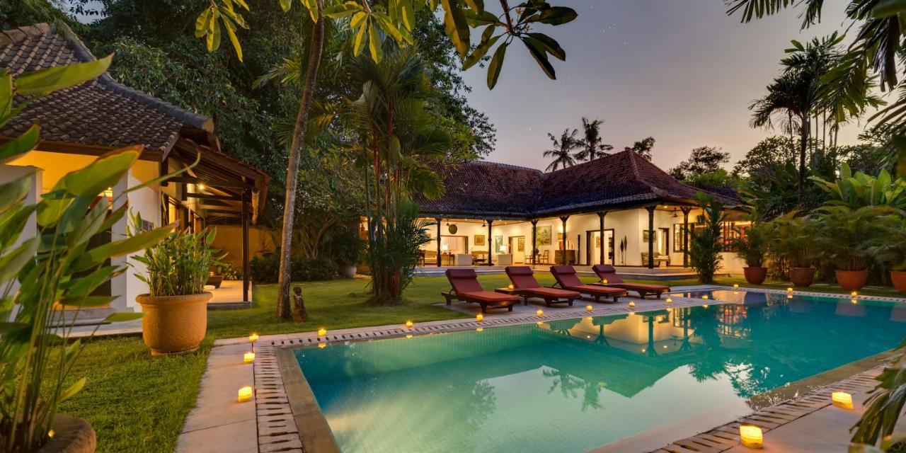 Villa Eight Семиняк Екстериор снимка